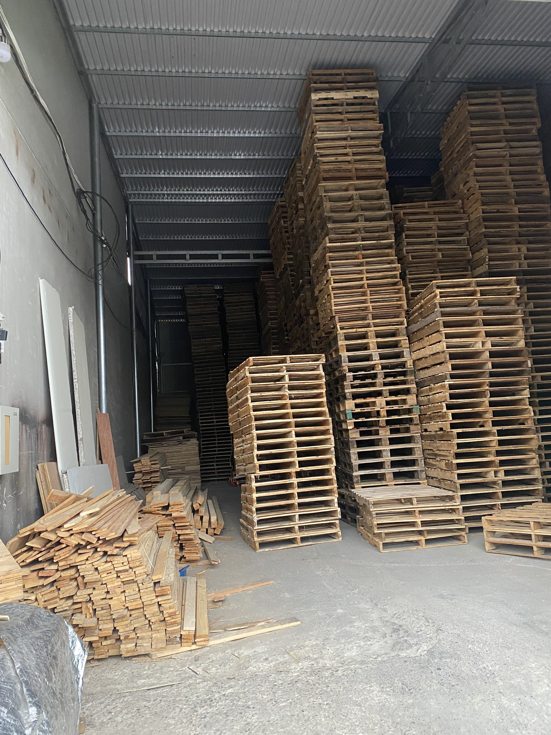 Pallet gỗ - Đóng Pallet Gỗ TLP - Công Ty TNHH Logistic TLP